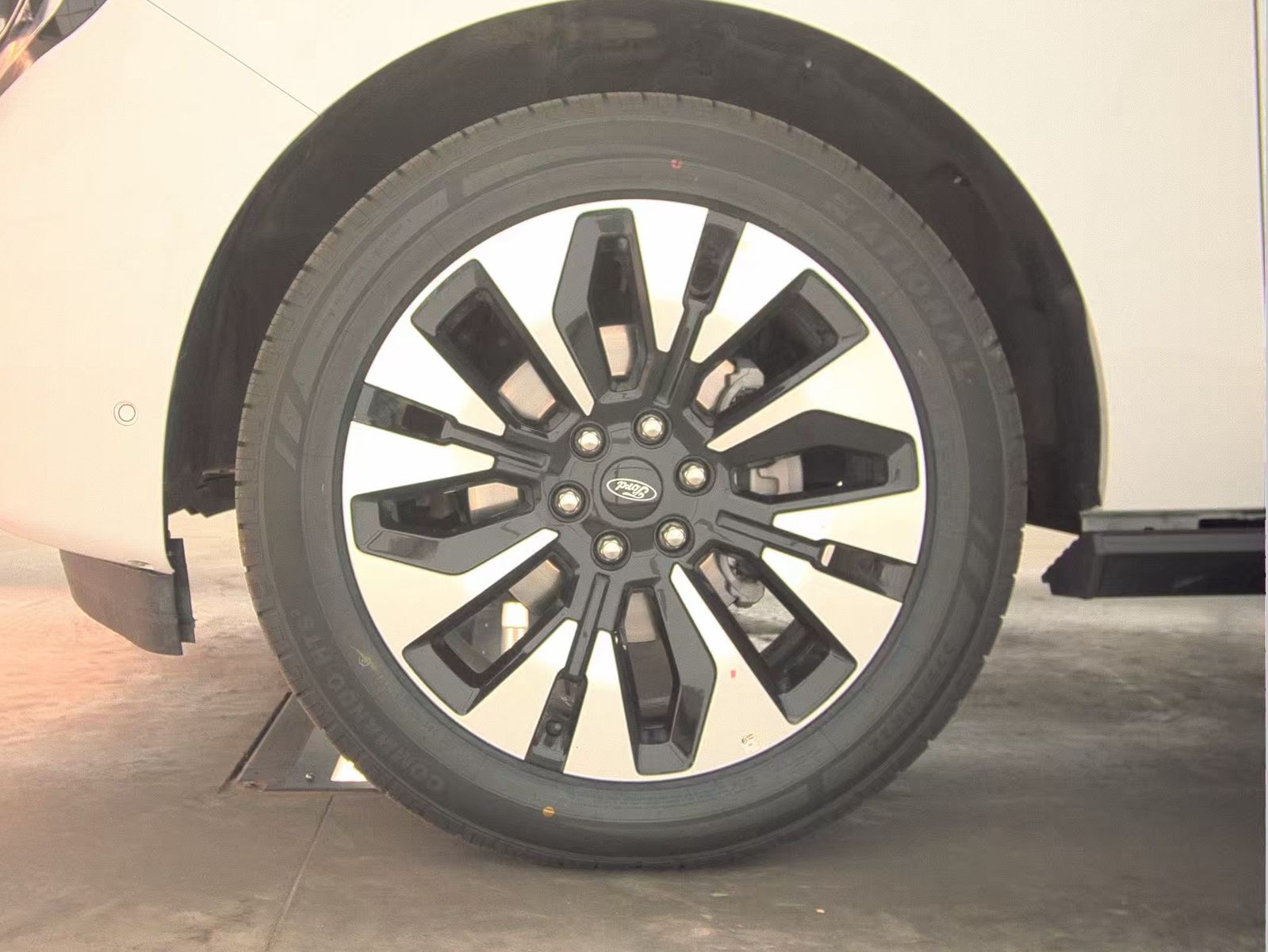FORD EXPEDITION MAX - 10