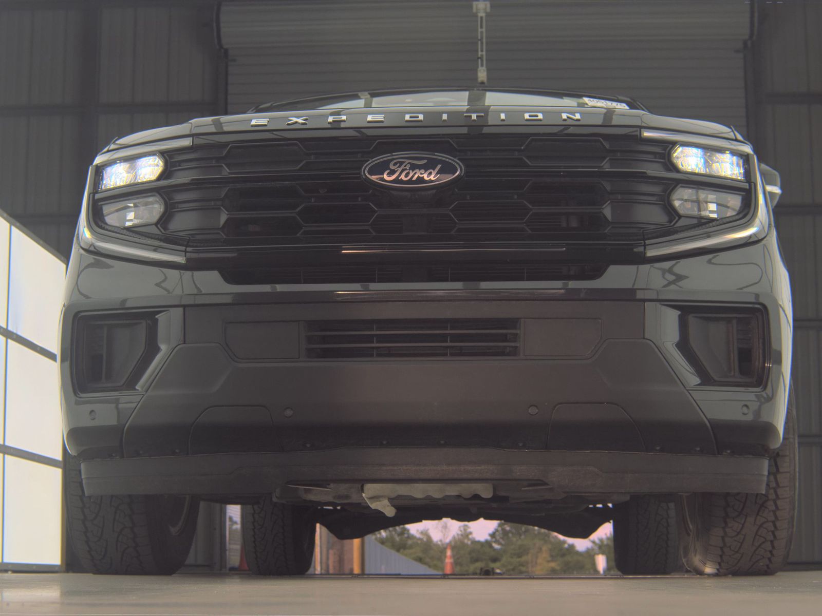 FORD EXPEDITION - 4