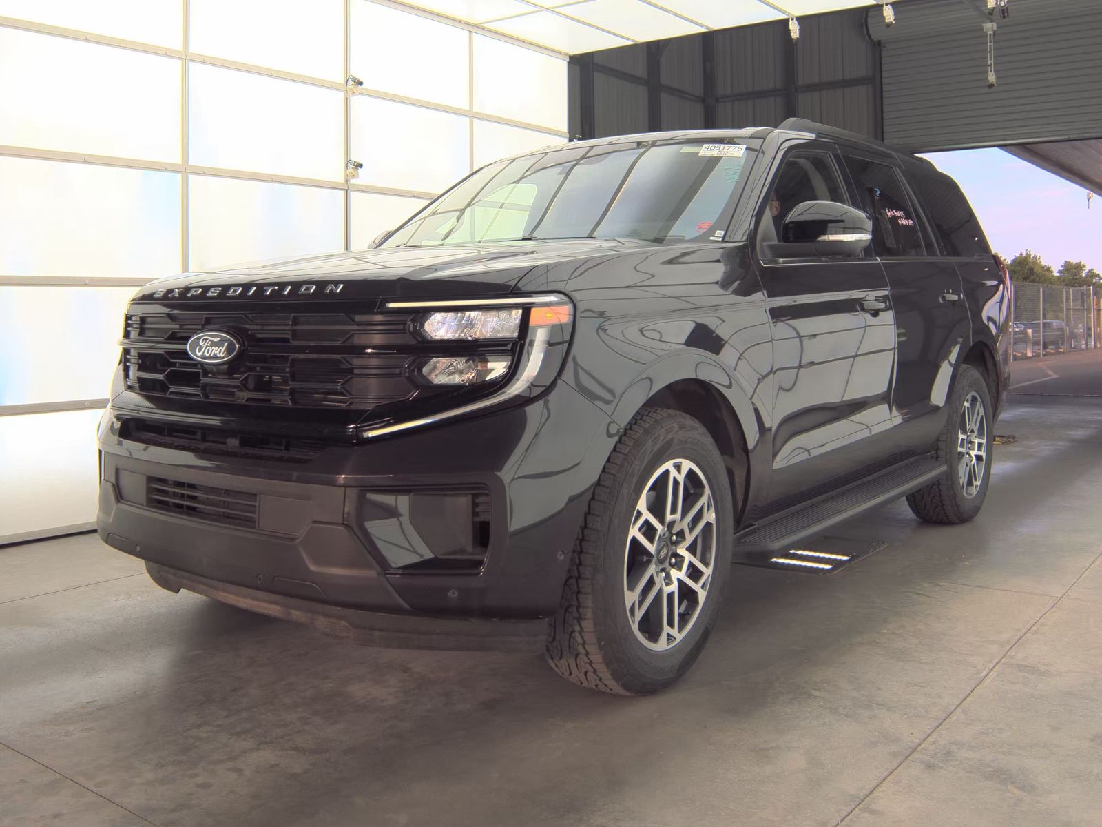 FORD EXPEDITION - 1