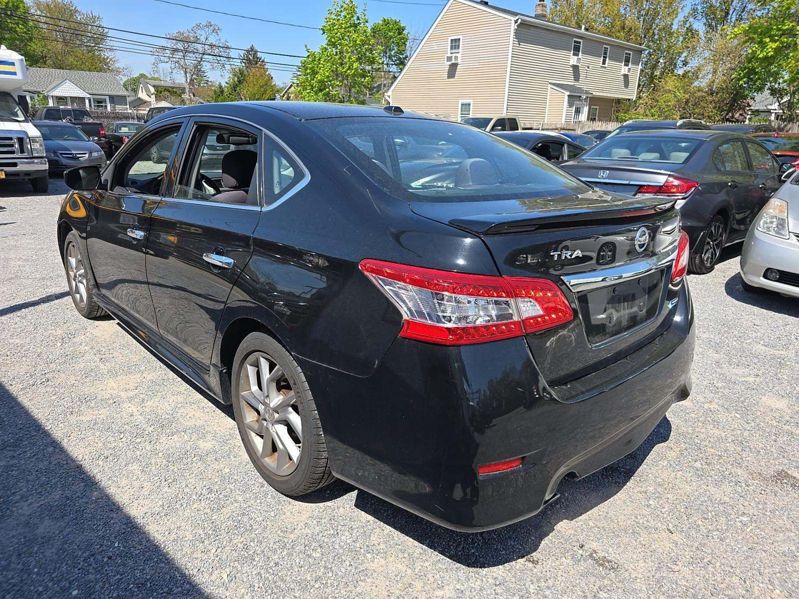 NISSAN SENTRA - 4