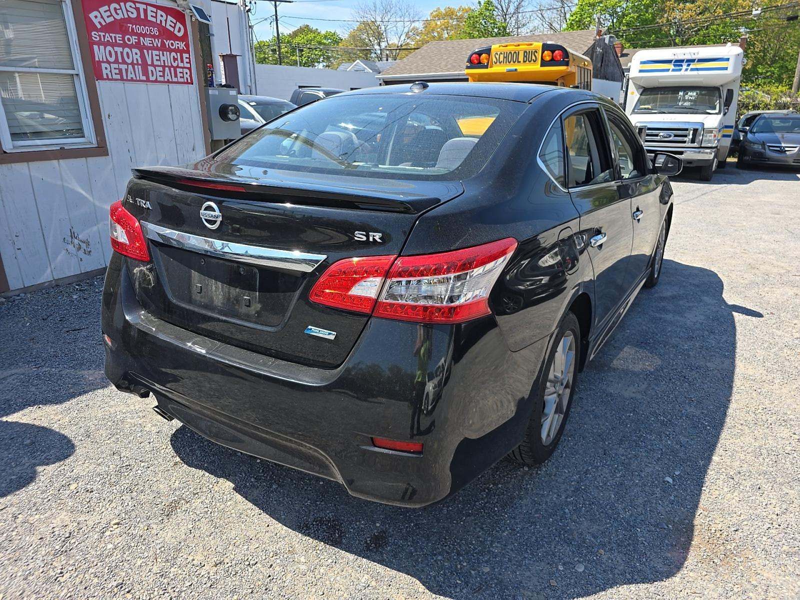 NISSAN SENTRA - 3