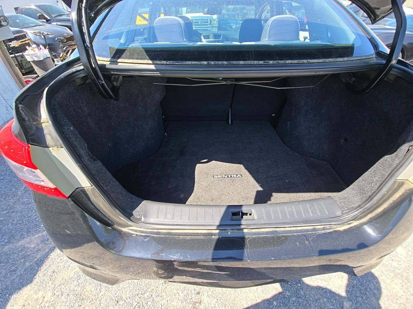 NISSAN SENTRA - 9