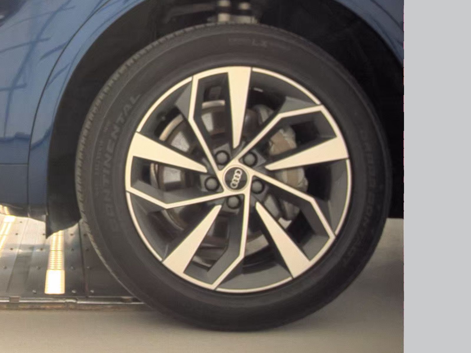 2023 Audi Q5 S line Premium Plus AWD