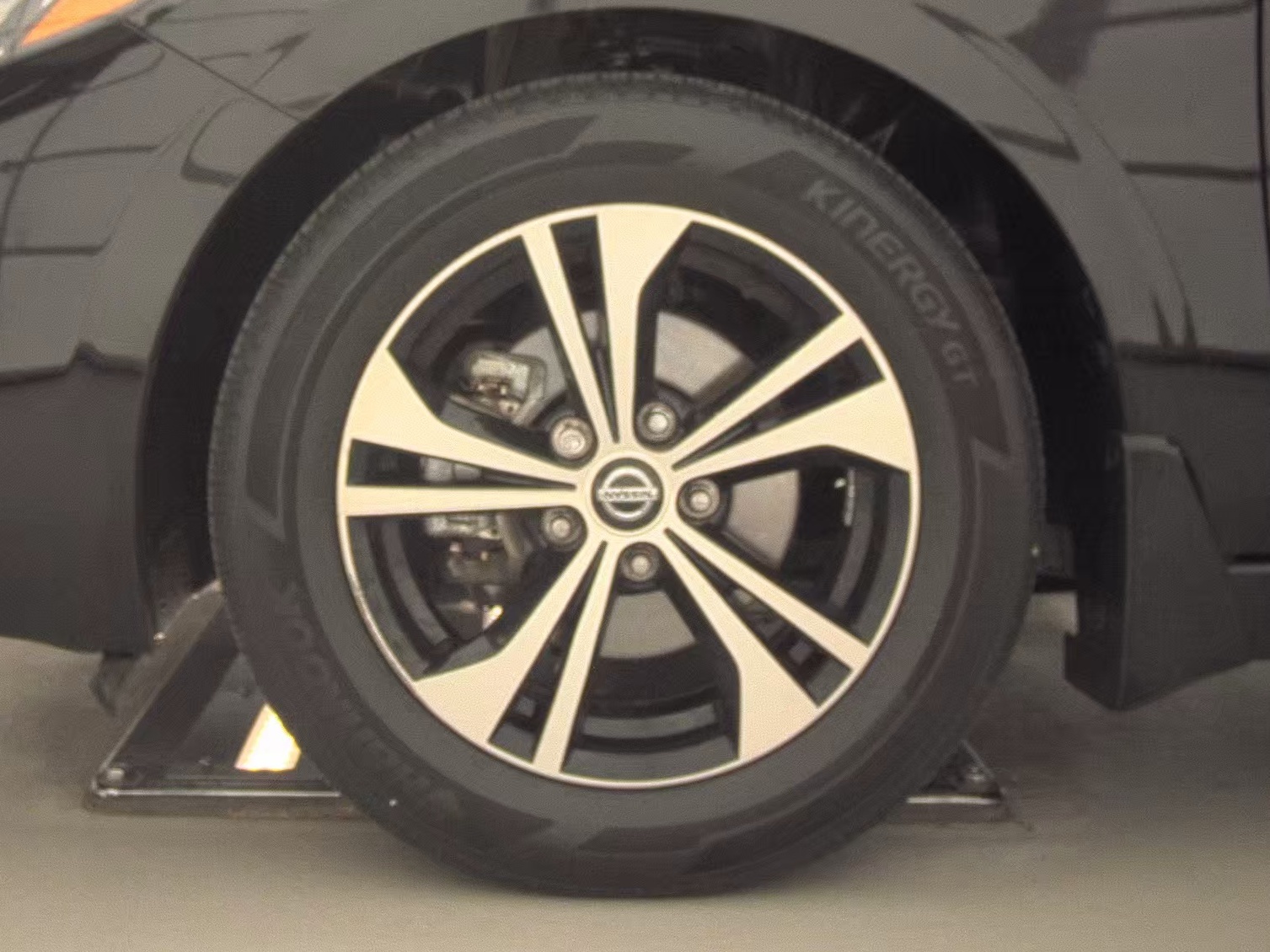 NISSAN SENTRA - 10