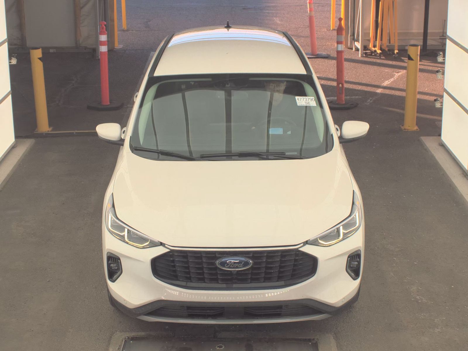 FORD ESCAPE - 3