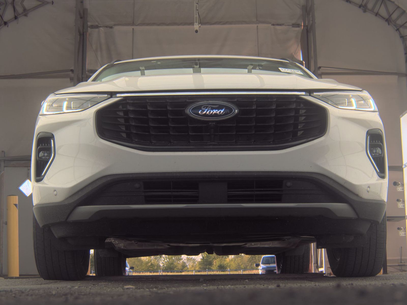 FORD ESCAPE - 4