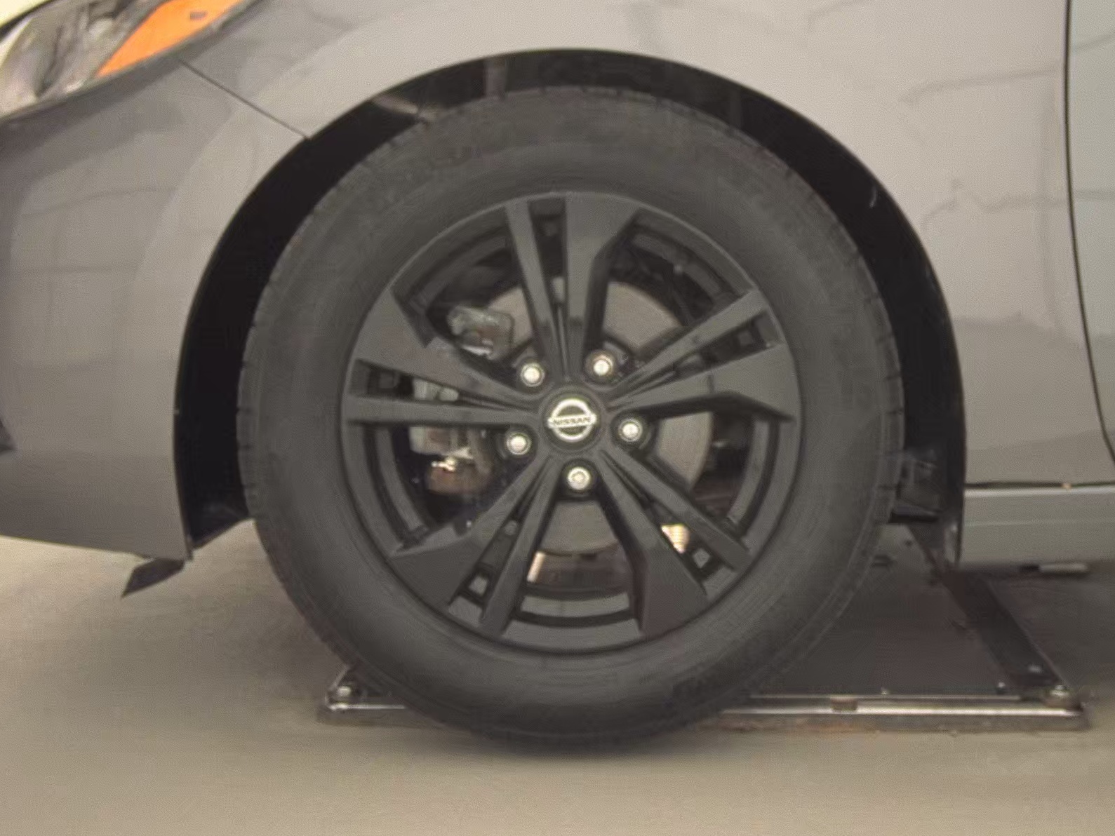 NISSAN SENTRA - 10