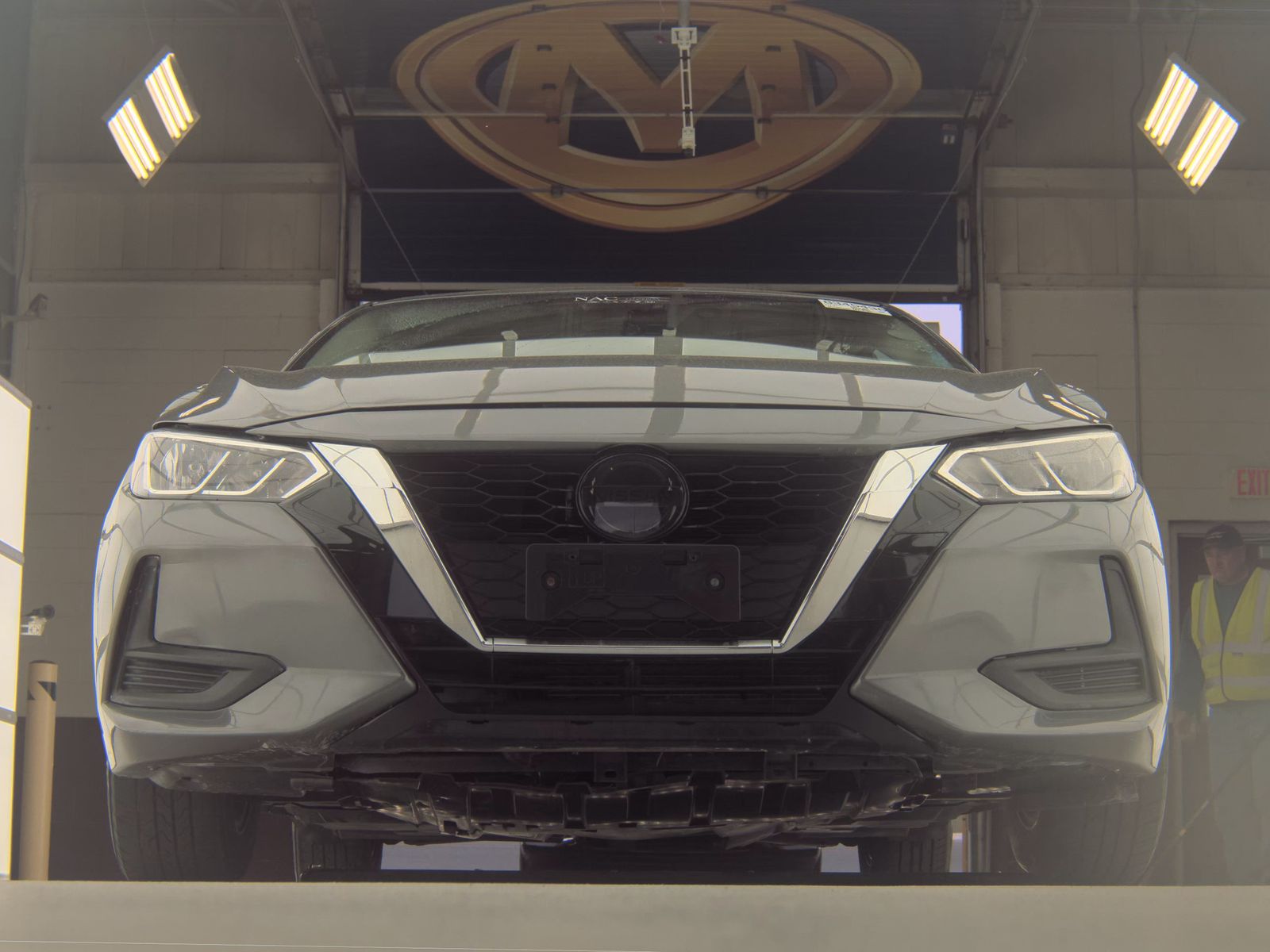 NISSAN SENTRA - 4