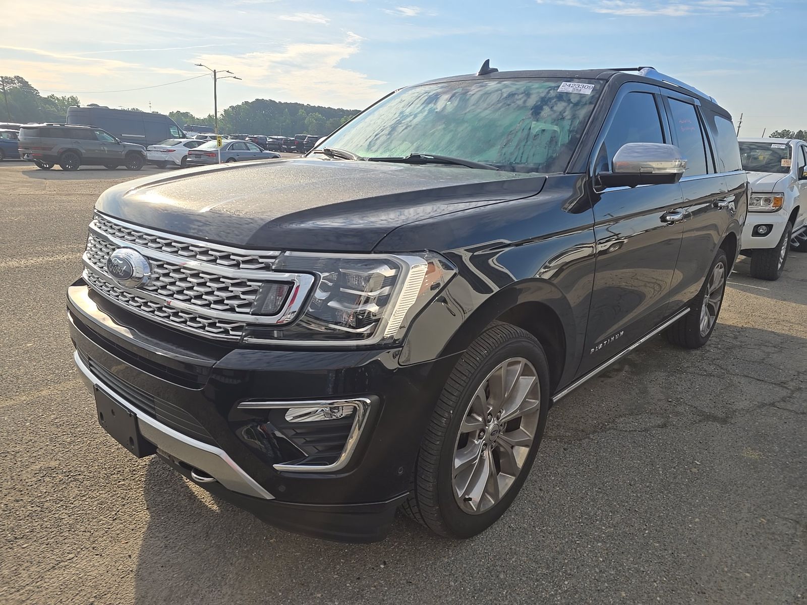 FORD EXPEDITION - 1