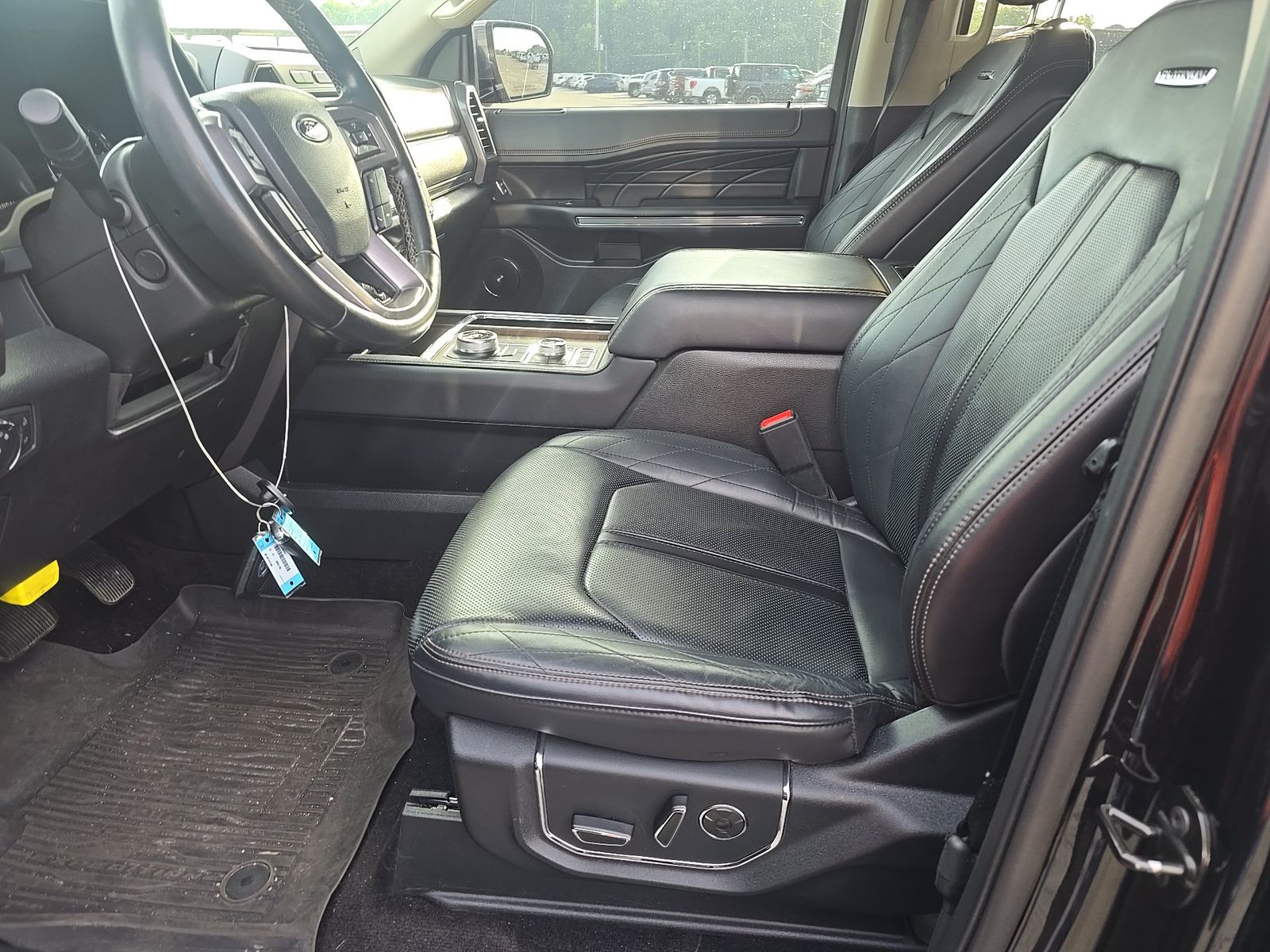 FORD EXPEDITION - 8