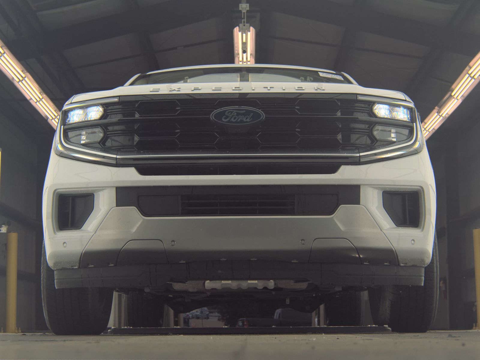 FORD EXPEDITION MAX - 4
