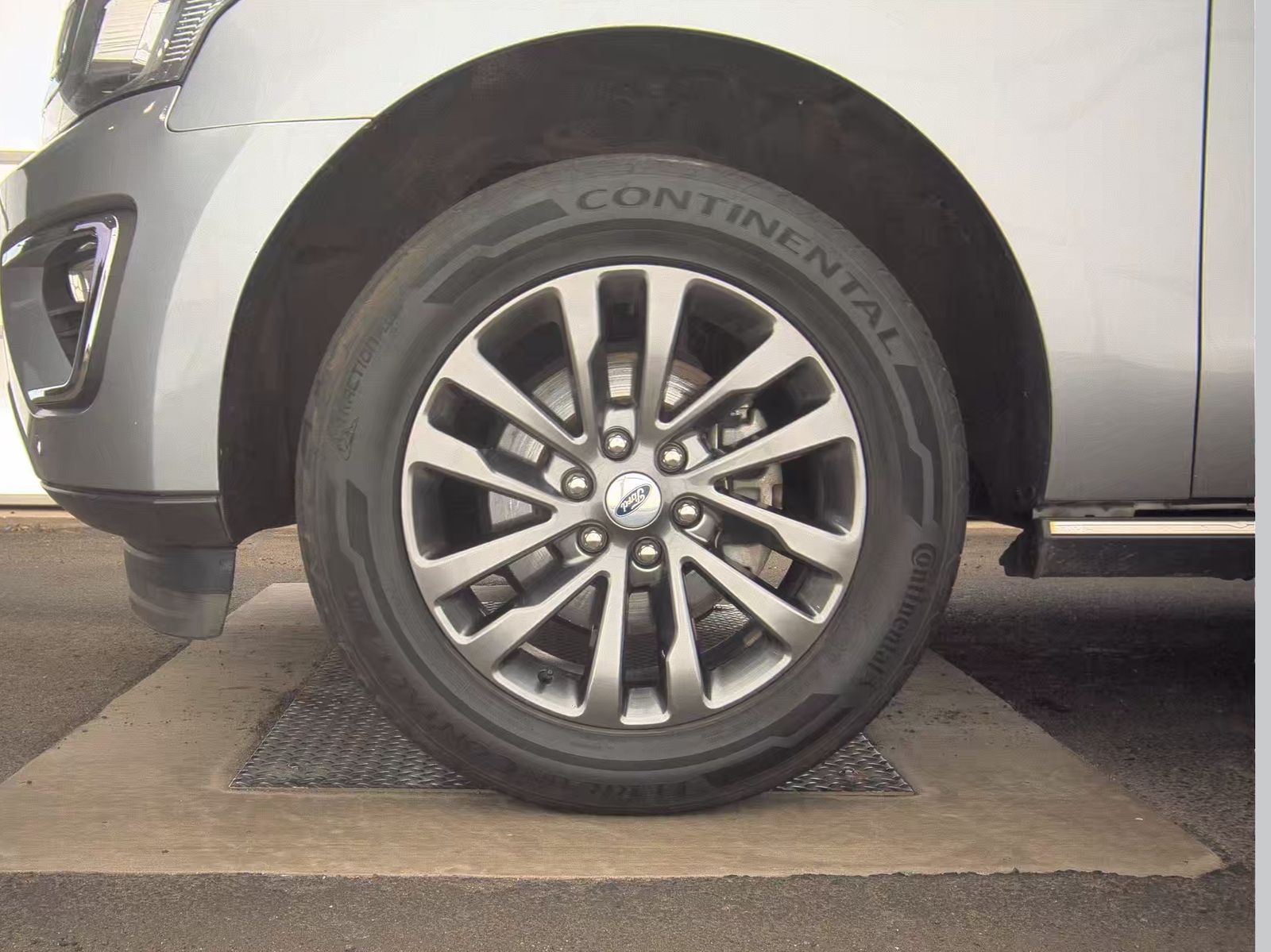 FORD EXPEDITION MAX - 10