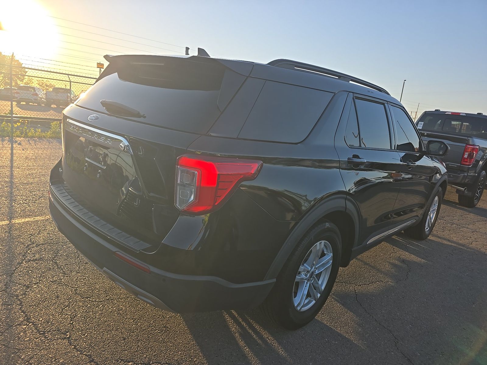 FORD EXPLORER - 5