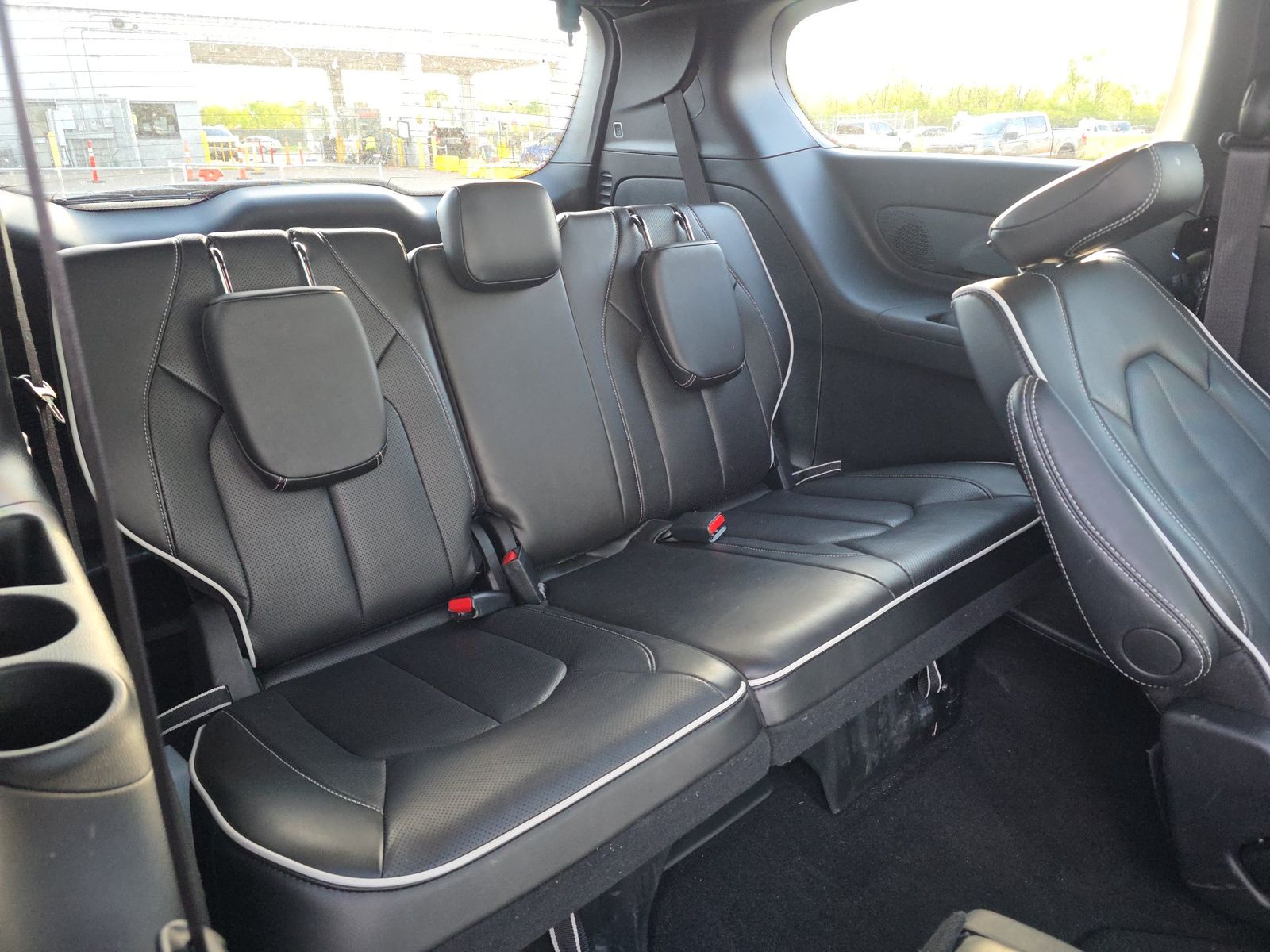 2026 Chrysler Pacifica Limited FWD