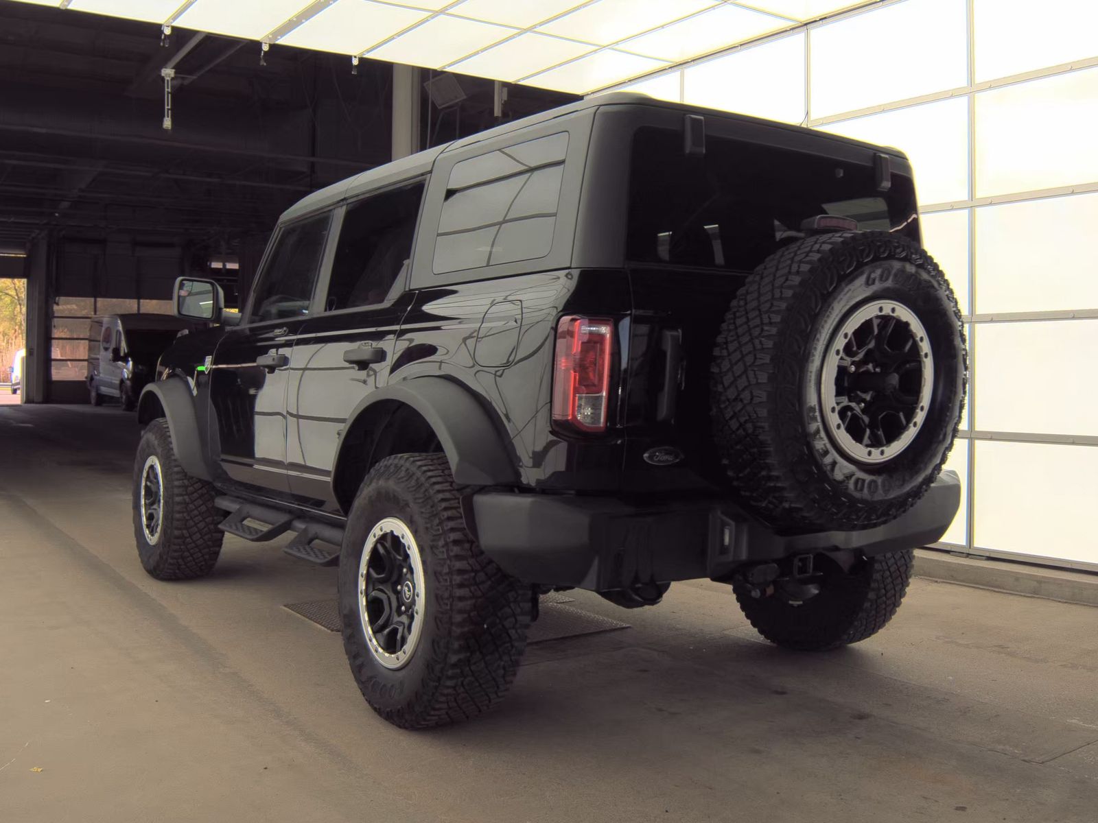 FORD BRONCO - 9