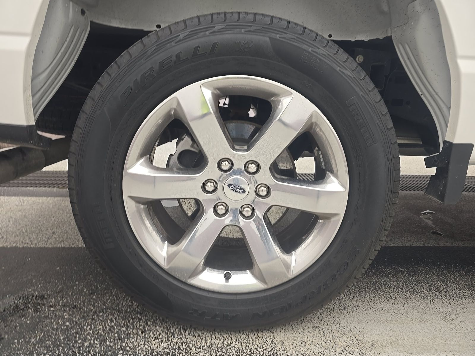FORD F-150 - 6