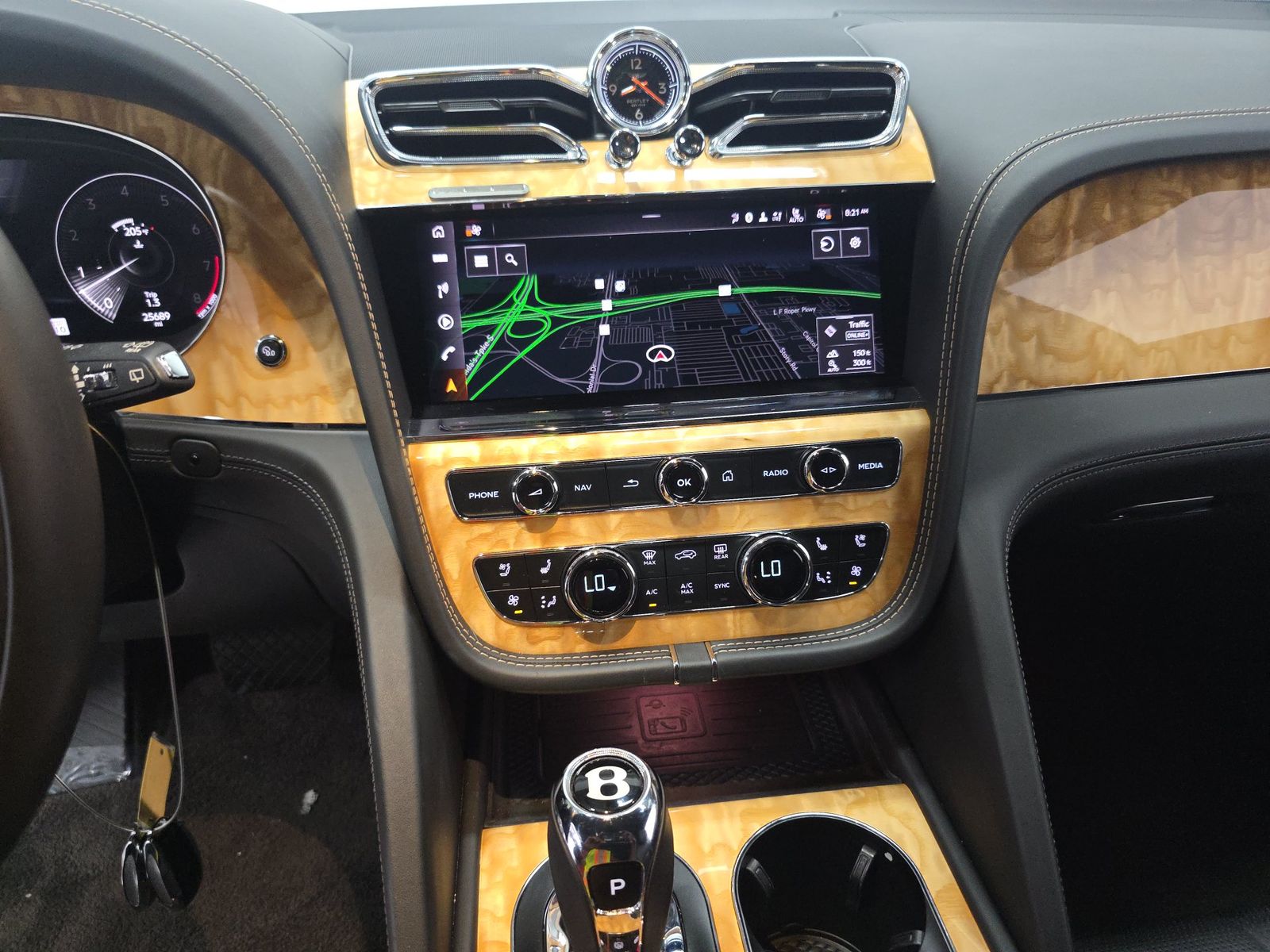 2022 Bentley Bentayga V8 AWD