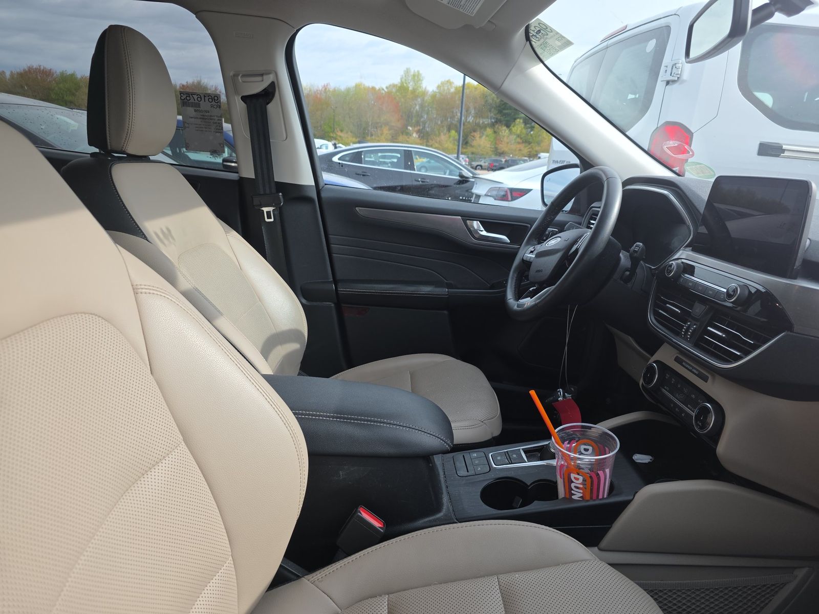 FORD ESCAPE - 9