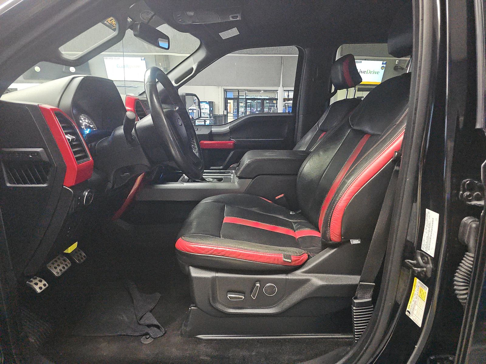 FORD F-150 - 8