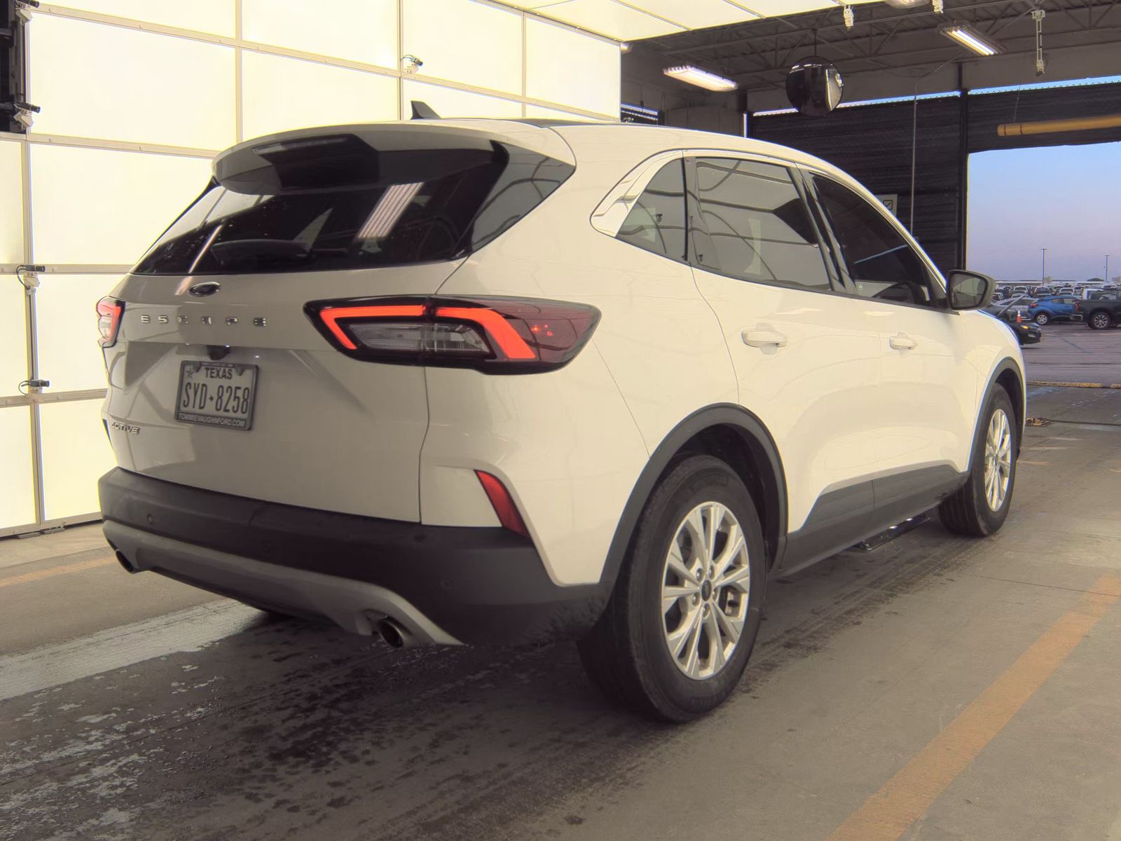 FORD ESCAPE - 6