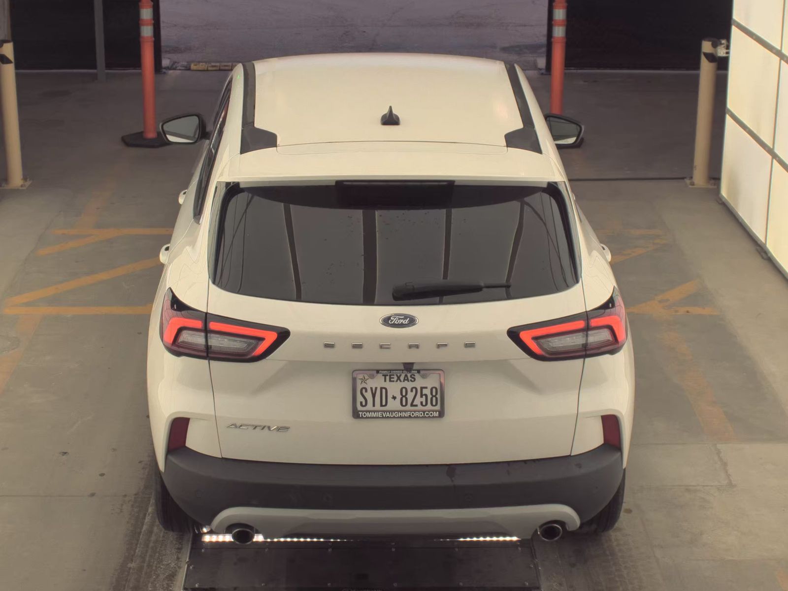 FORD ESCAPE - 7