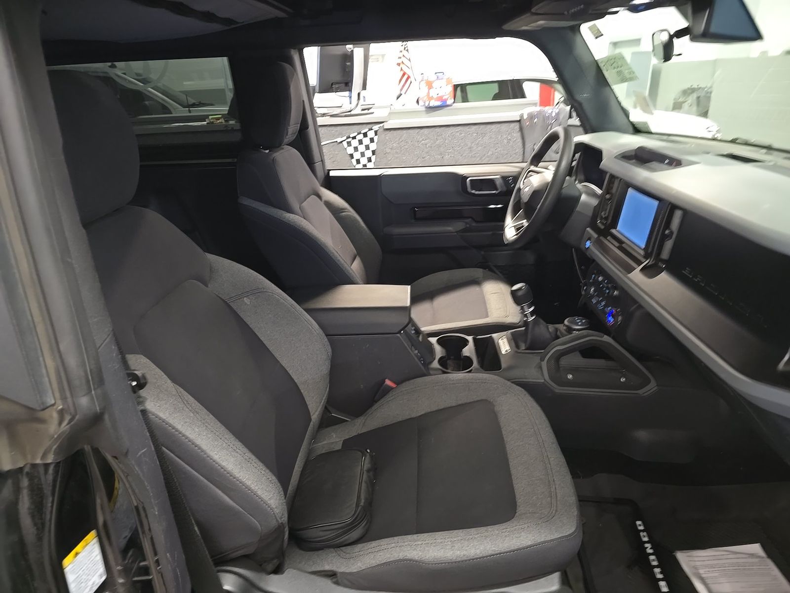 FORD BRONCO - 9