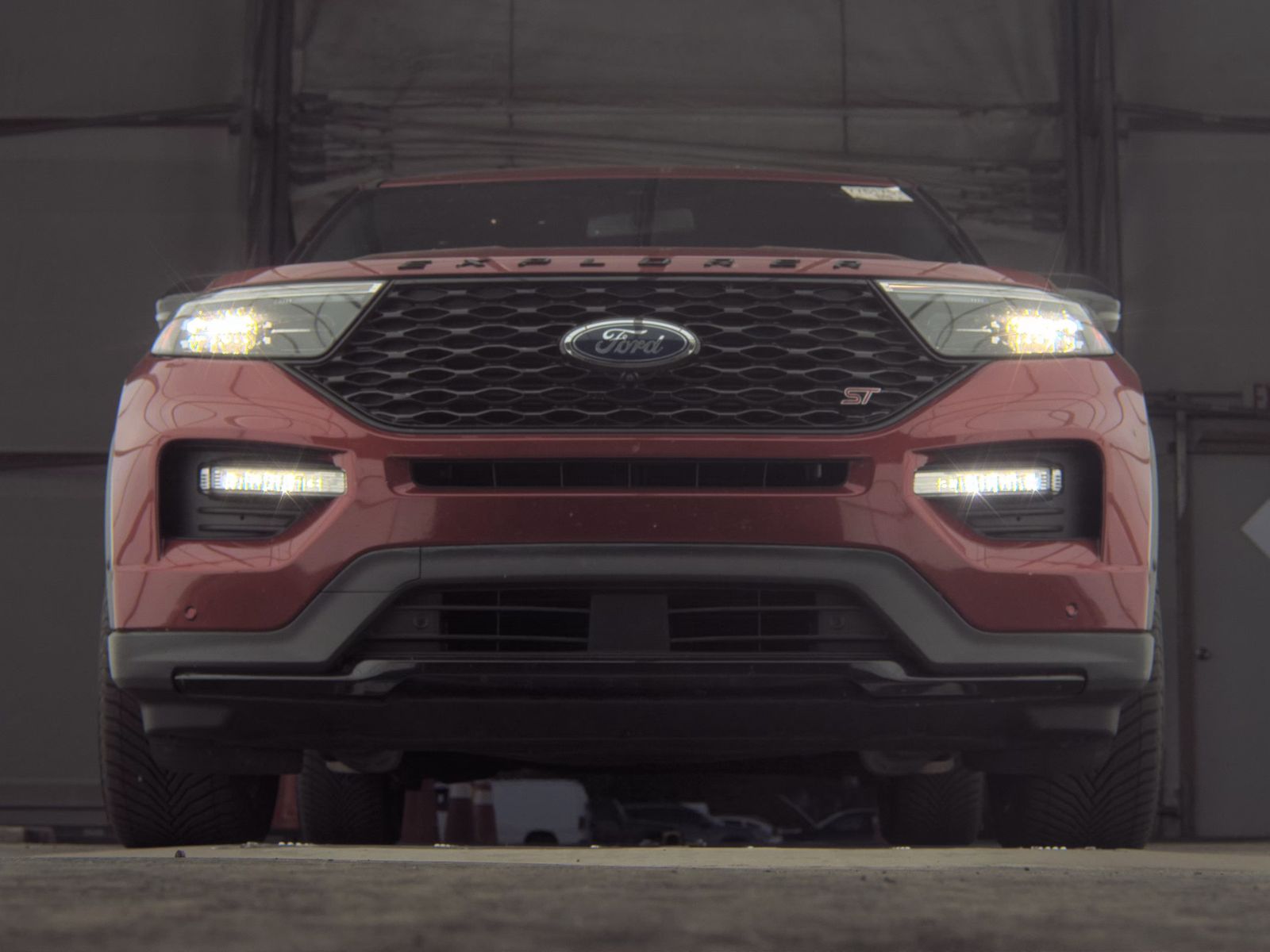 FORD EXPLORER - 4
