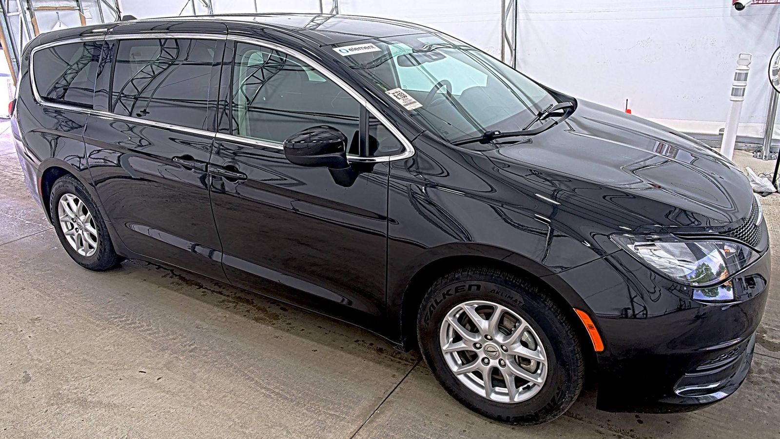 CHRYSLER VOYAGER - 4