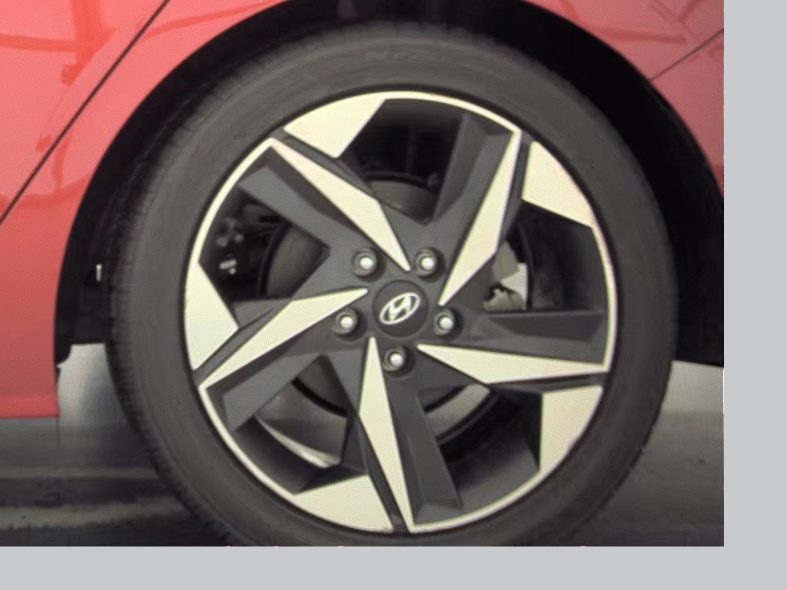 2023 Hyundai Elantra SEL FWD