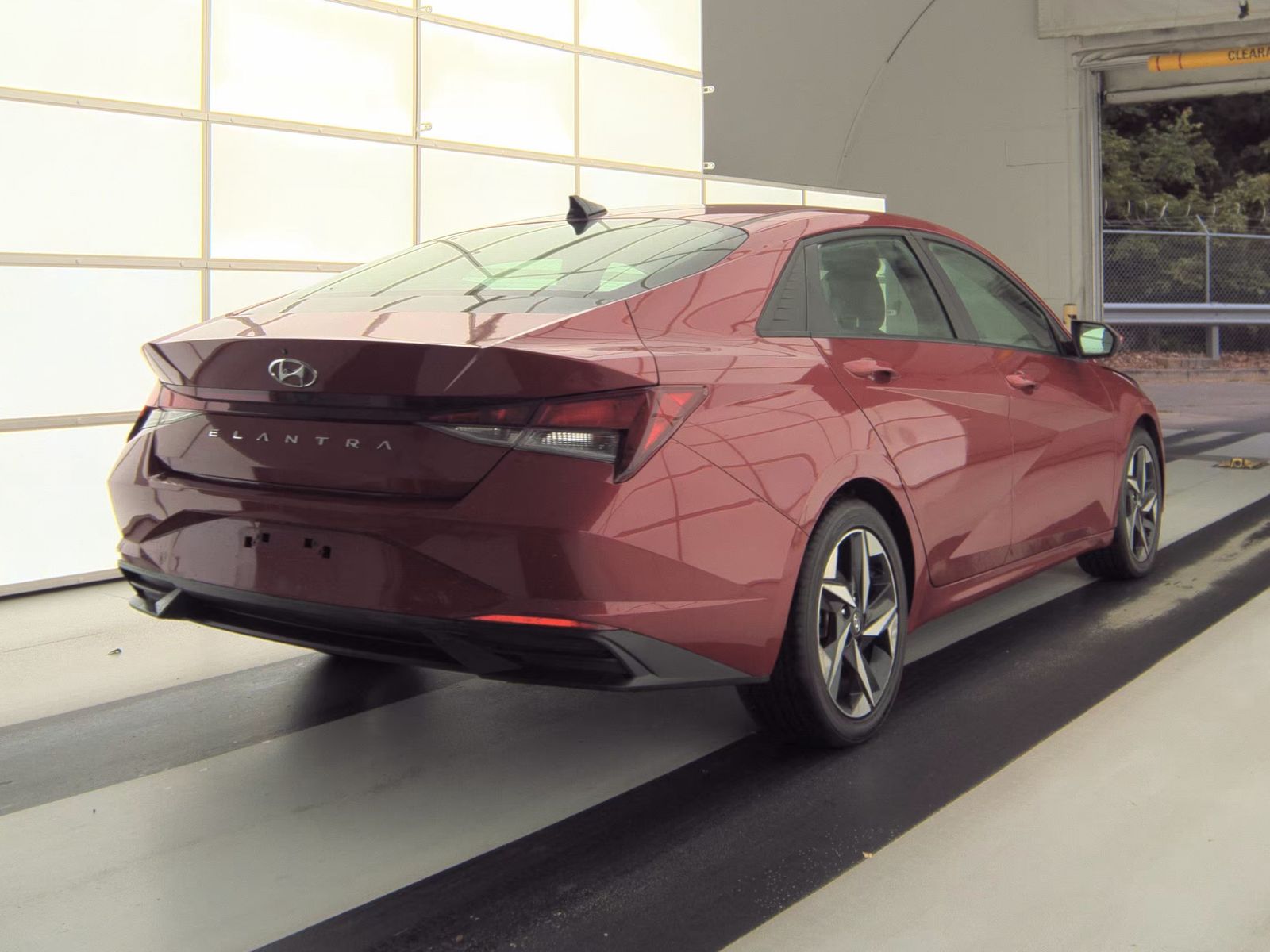 2023 Hyundai Elantra SEL FWD
