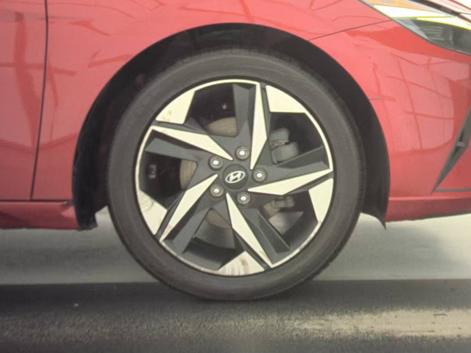 2023 Hyundai Elantra SEL FWD
