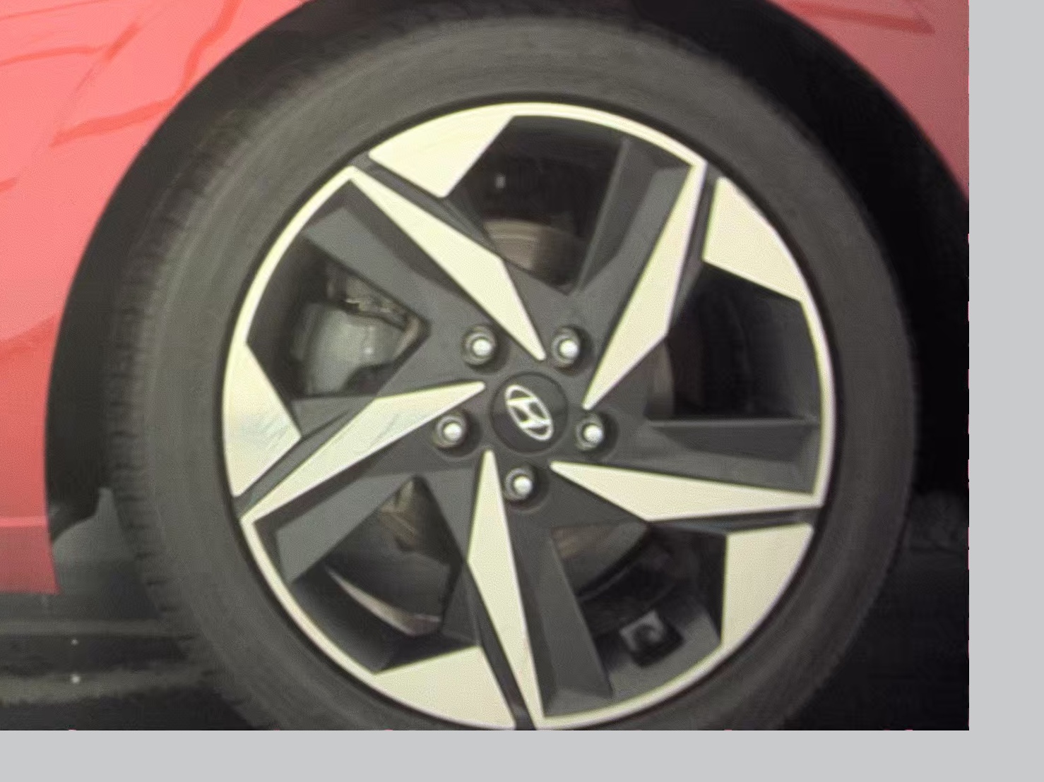 2023 Hyundai Elantra SEL FWD