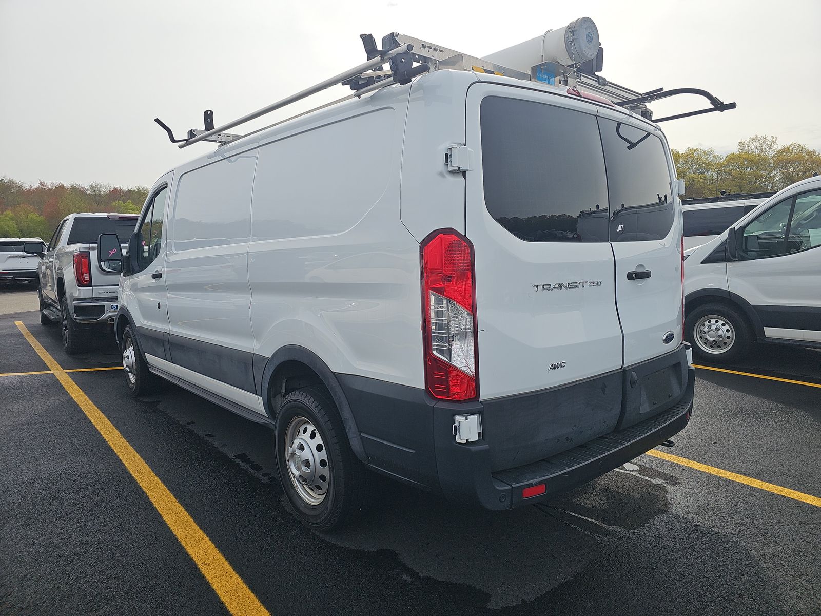 FORD TRANSIT 250 - 7