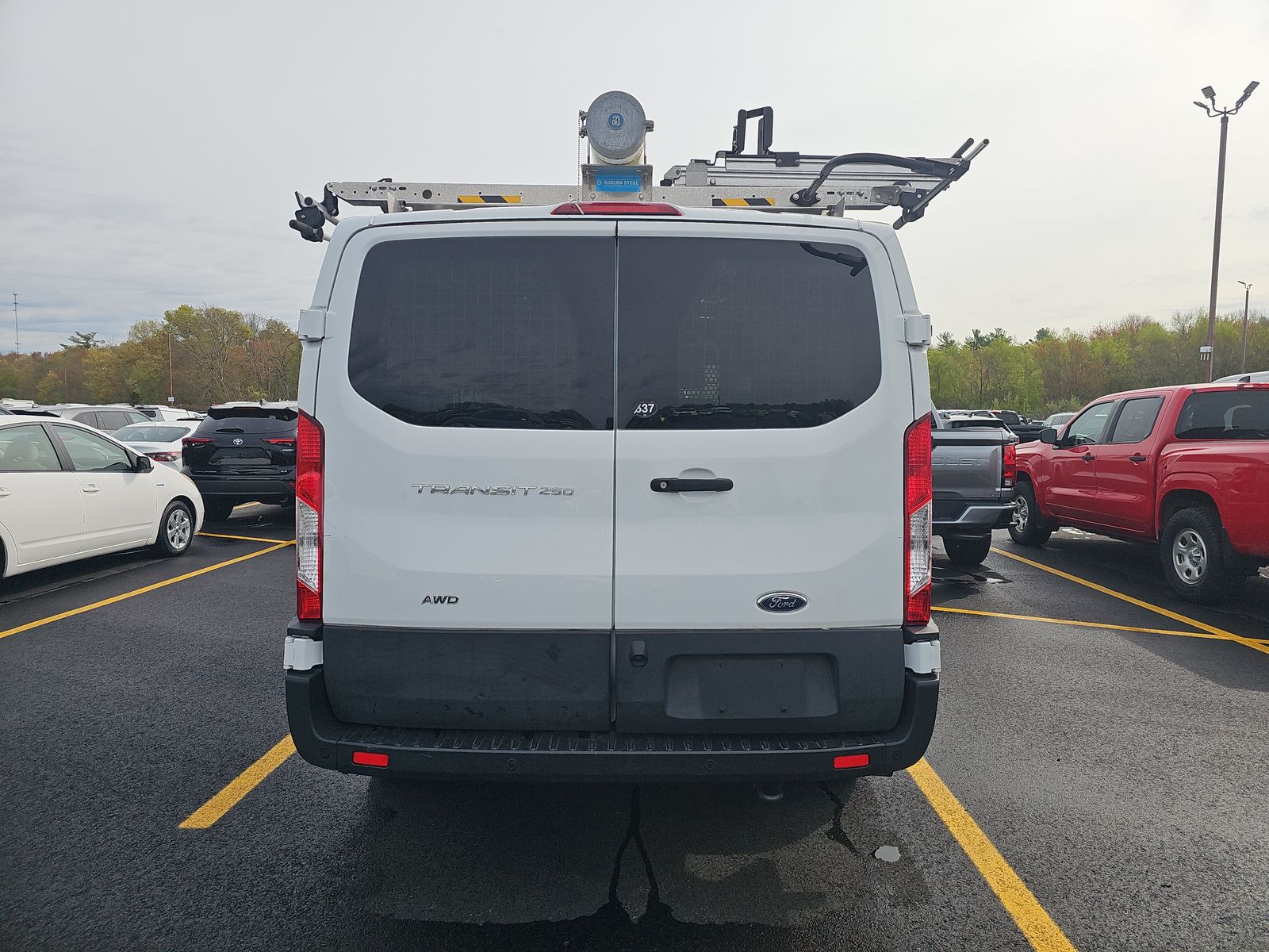 FORD TRANSIT 250 - 6