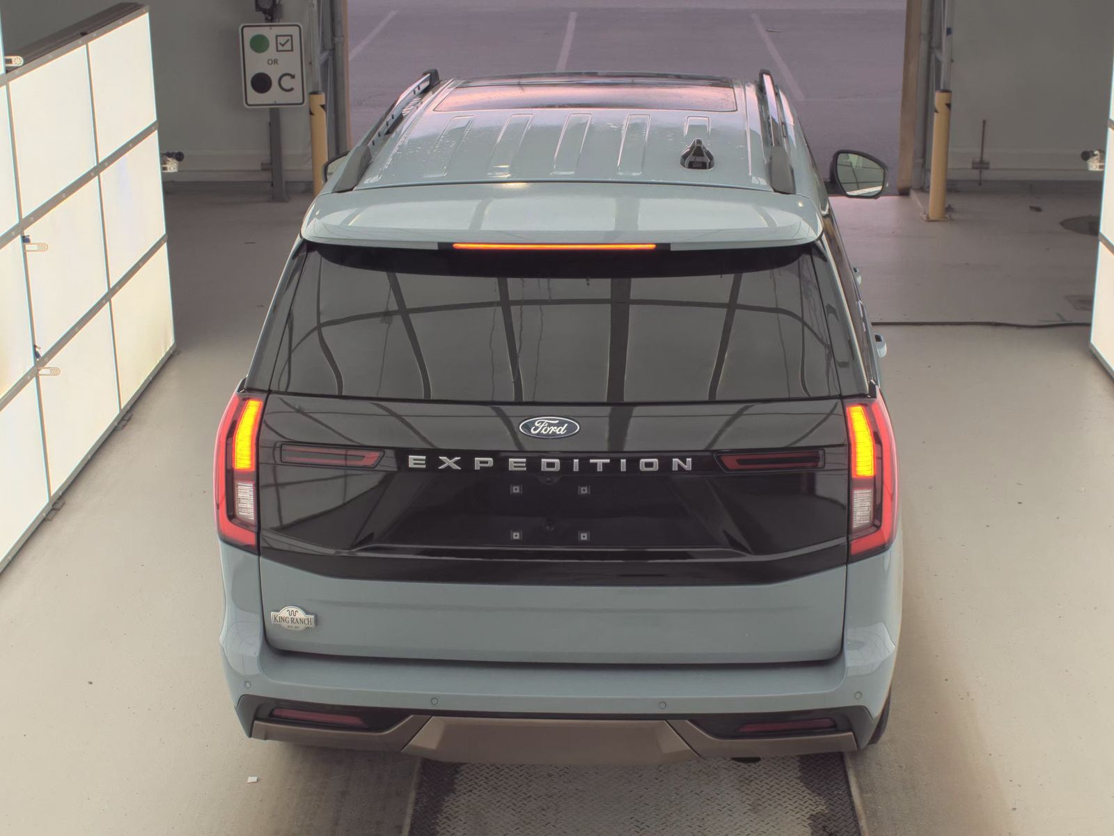 FORD EXPEDITION - 7
