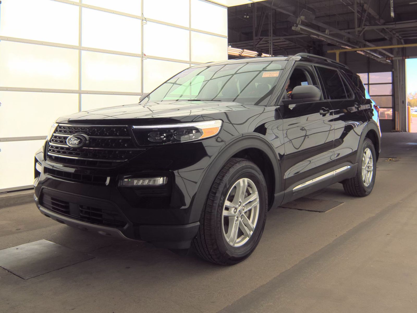 FORD EXPLORER - 1