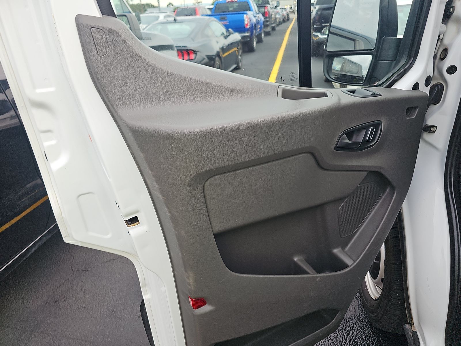 FORD TRANSIT 350 - 10