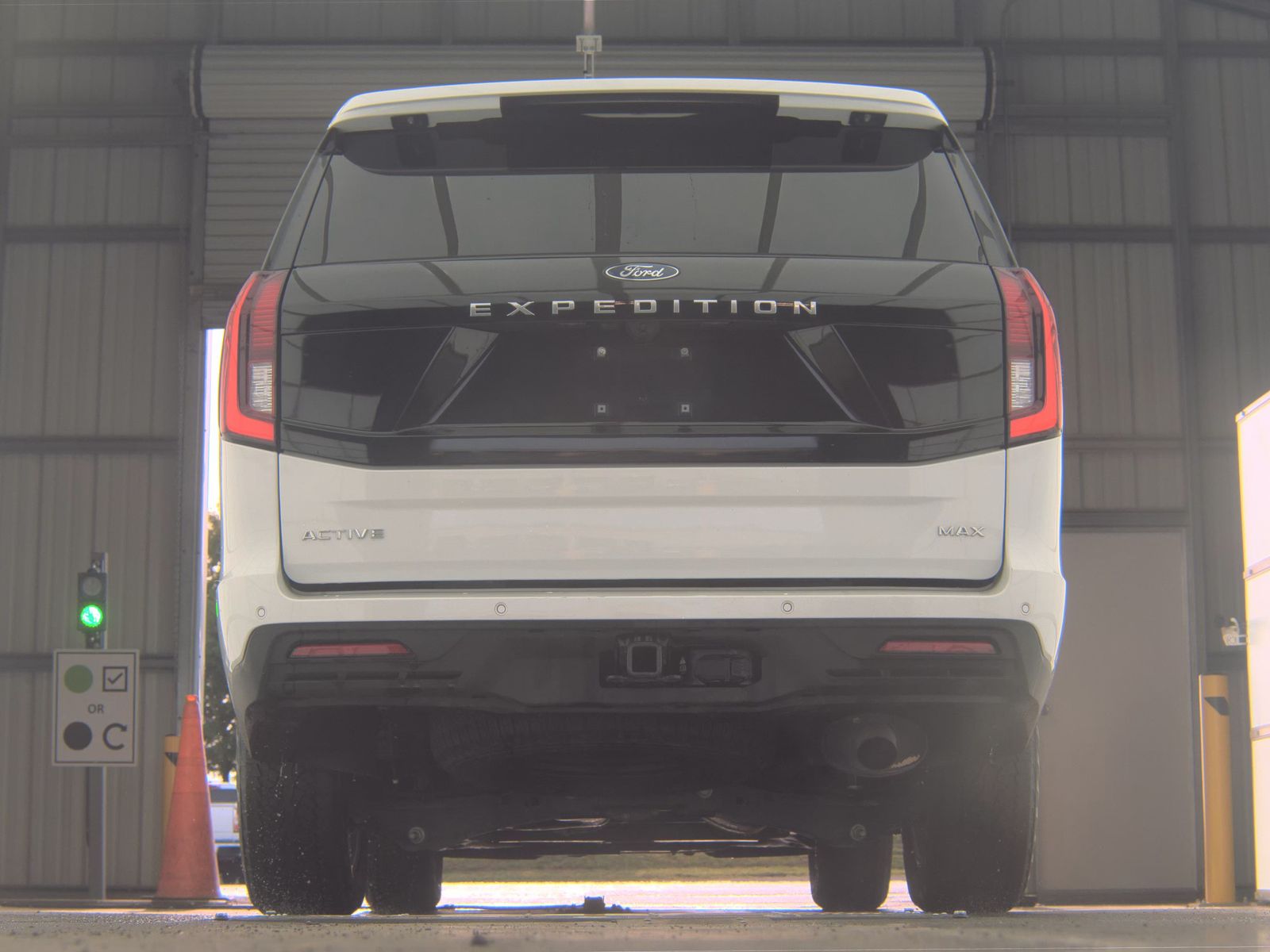 FORD EXPEDITION MAX - 8