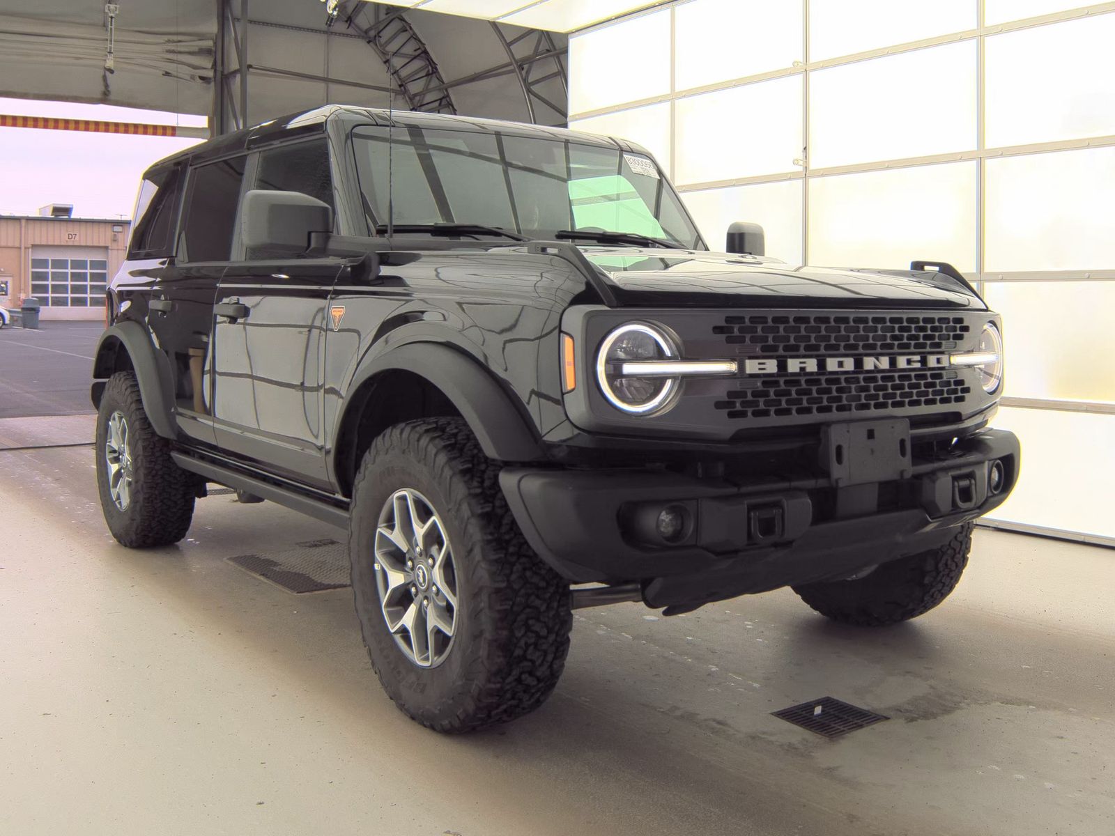 FORD BRONCO - 5
