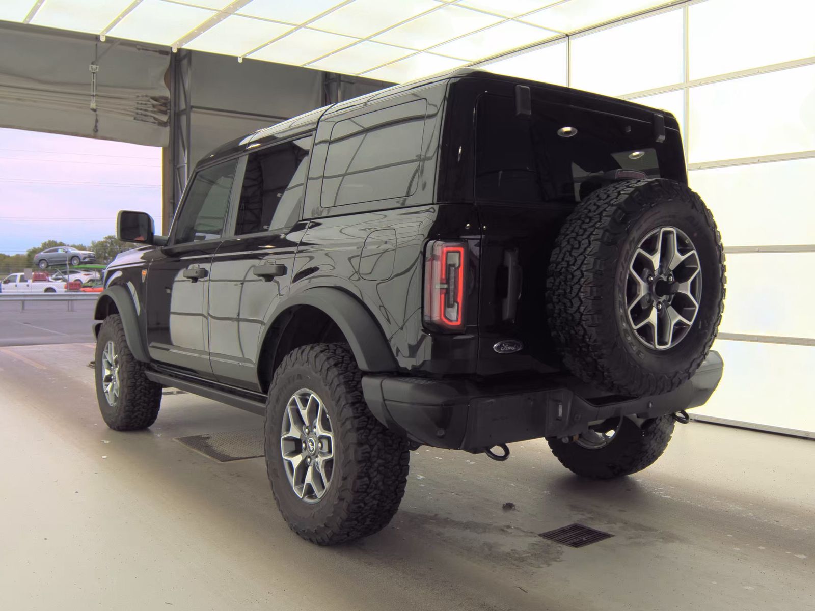 FORD BRONCO - 9