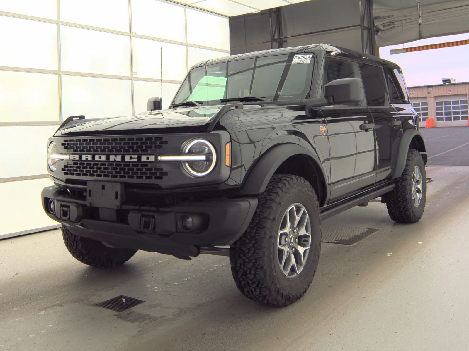 FORD BRONCO - 1