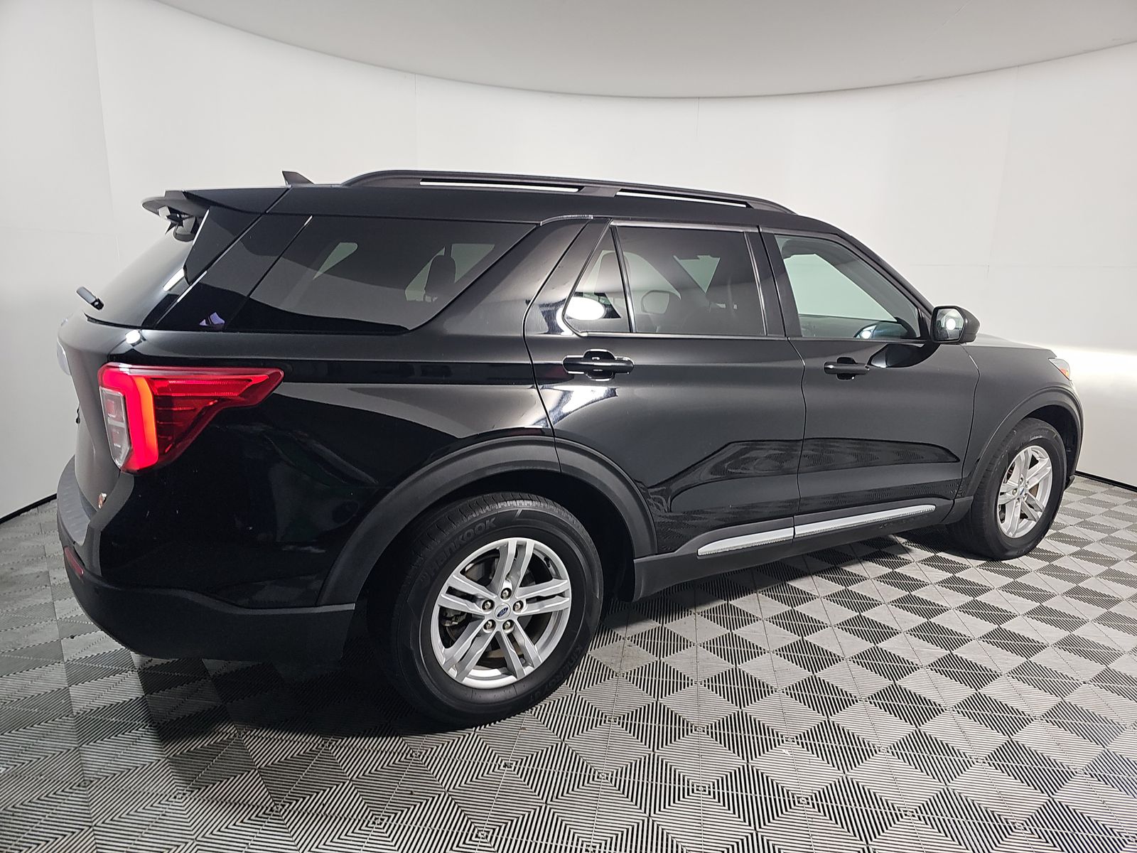 FORD EXPLORER - 5