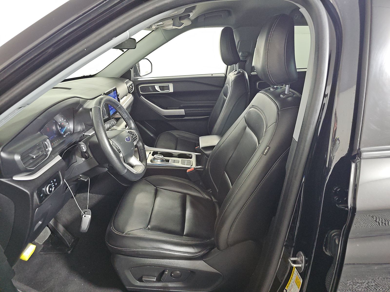 FORD EXPLORER - 8