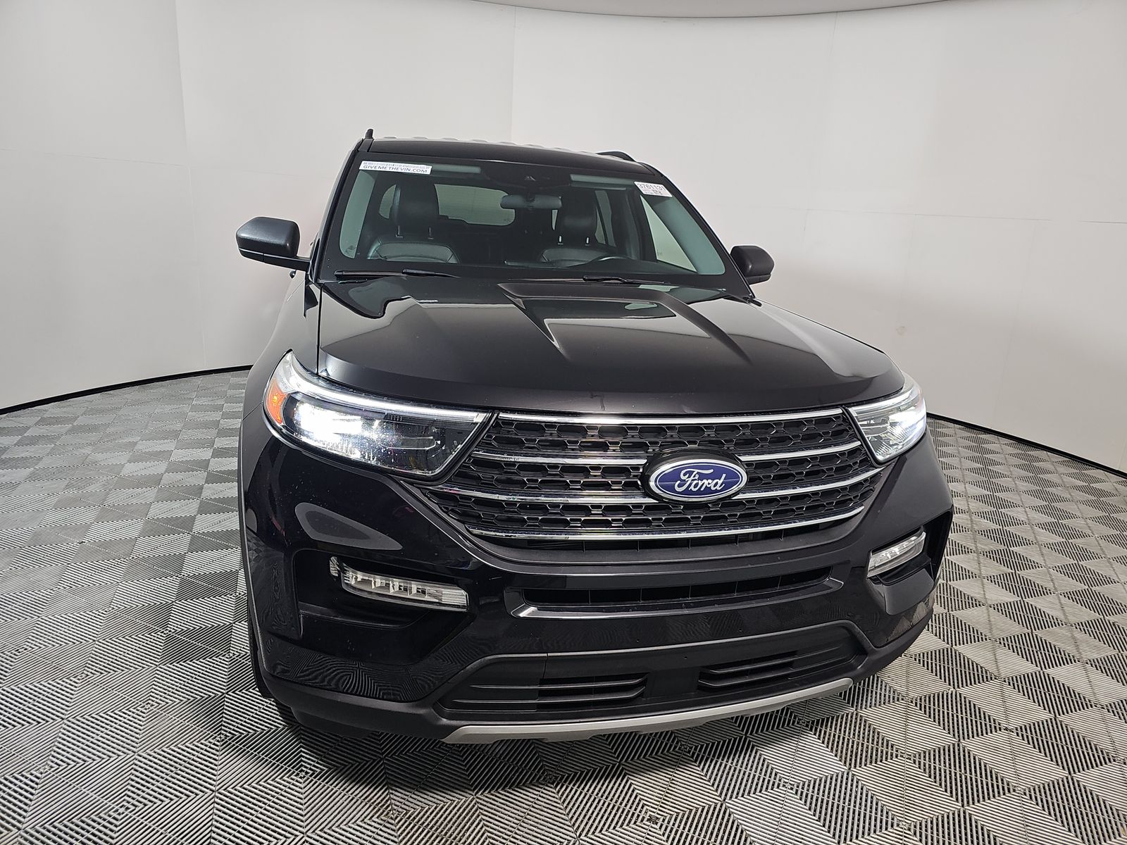 FORD EXPLORER - 3