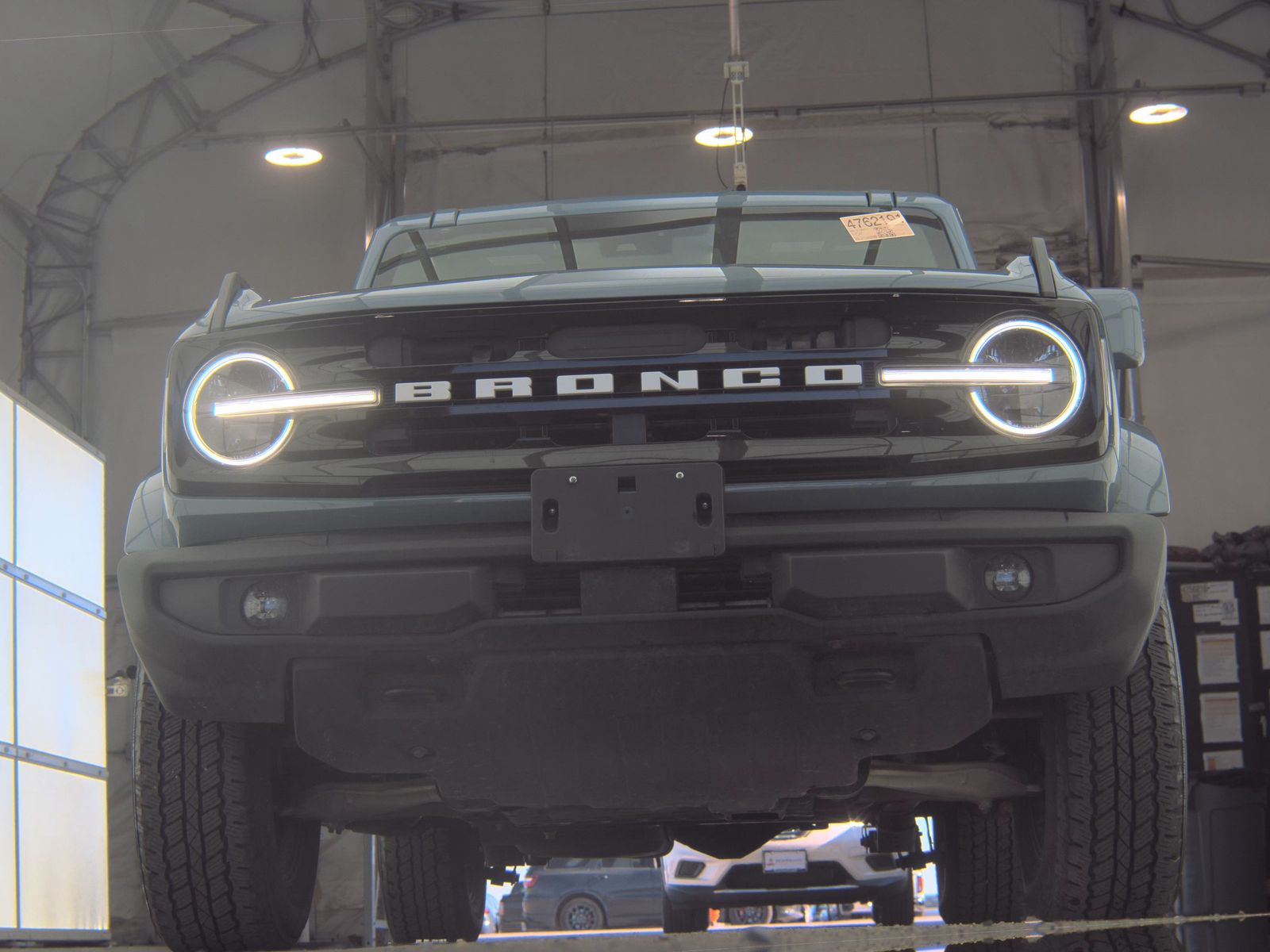 FORD BRONCO - 4