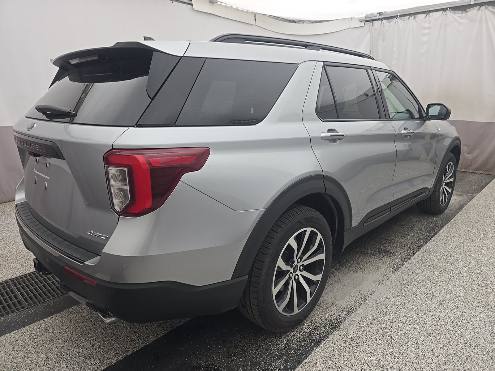 FORD EXPLORER - 5