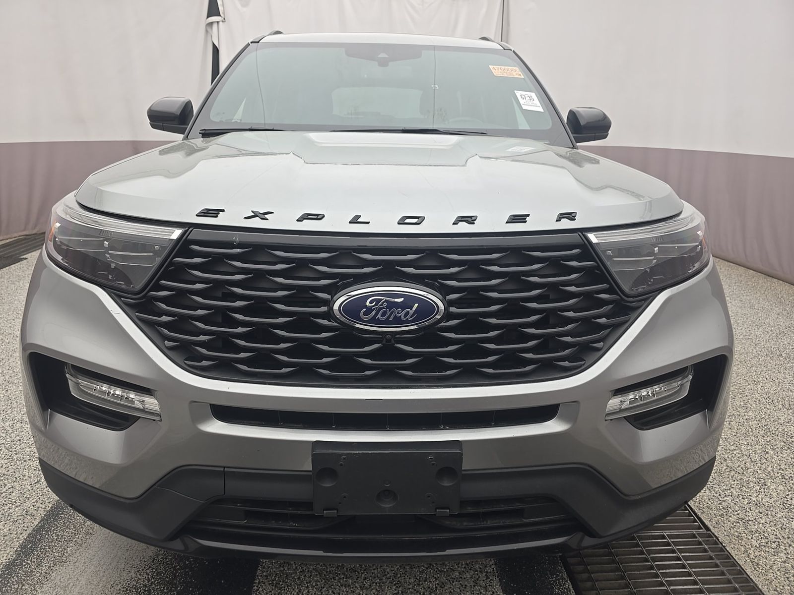 FORD EXPLORER - 3