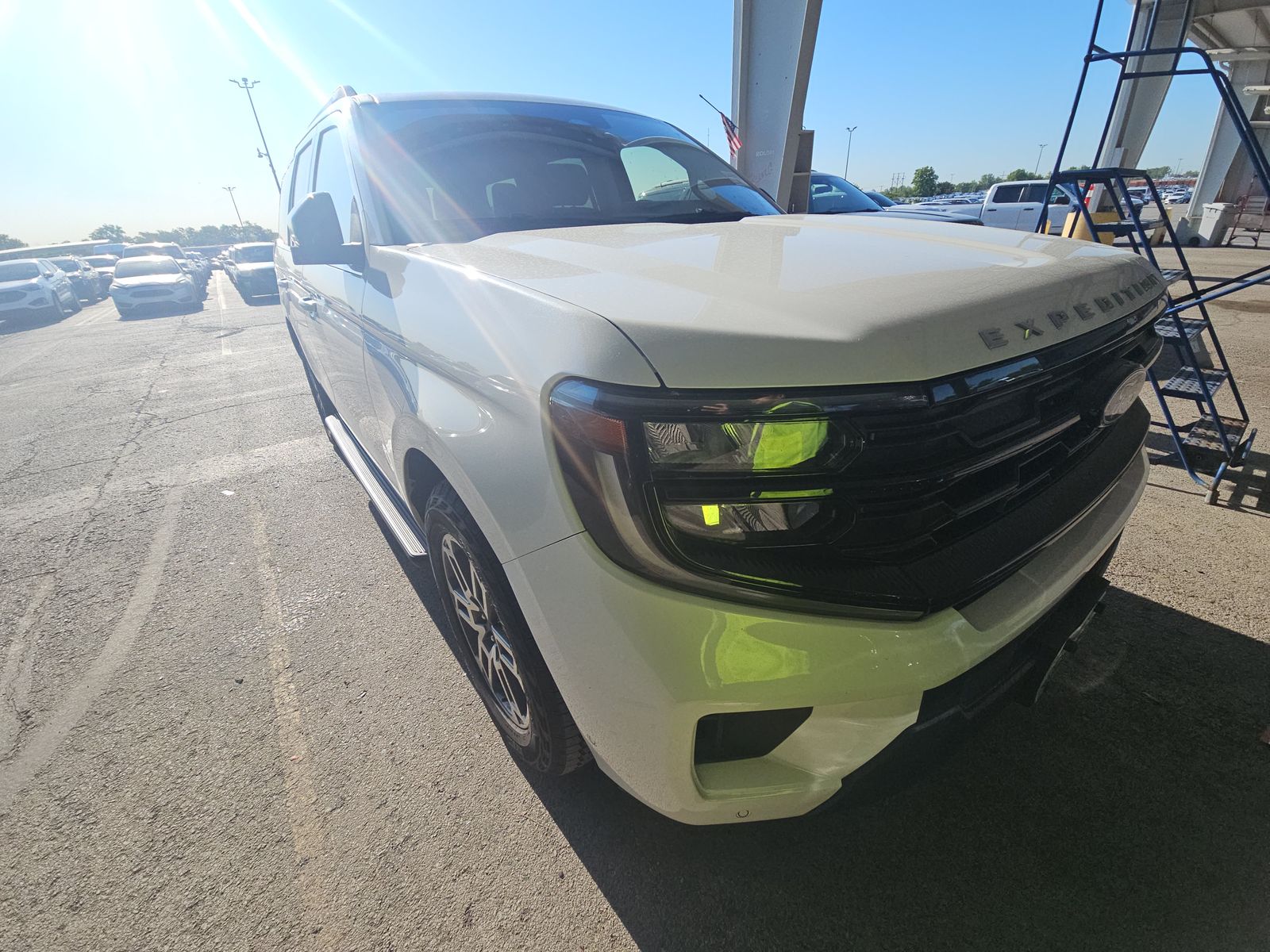 FORD EXPEDITION - 4