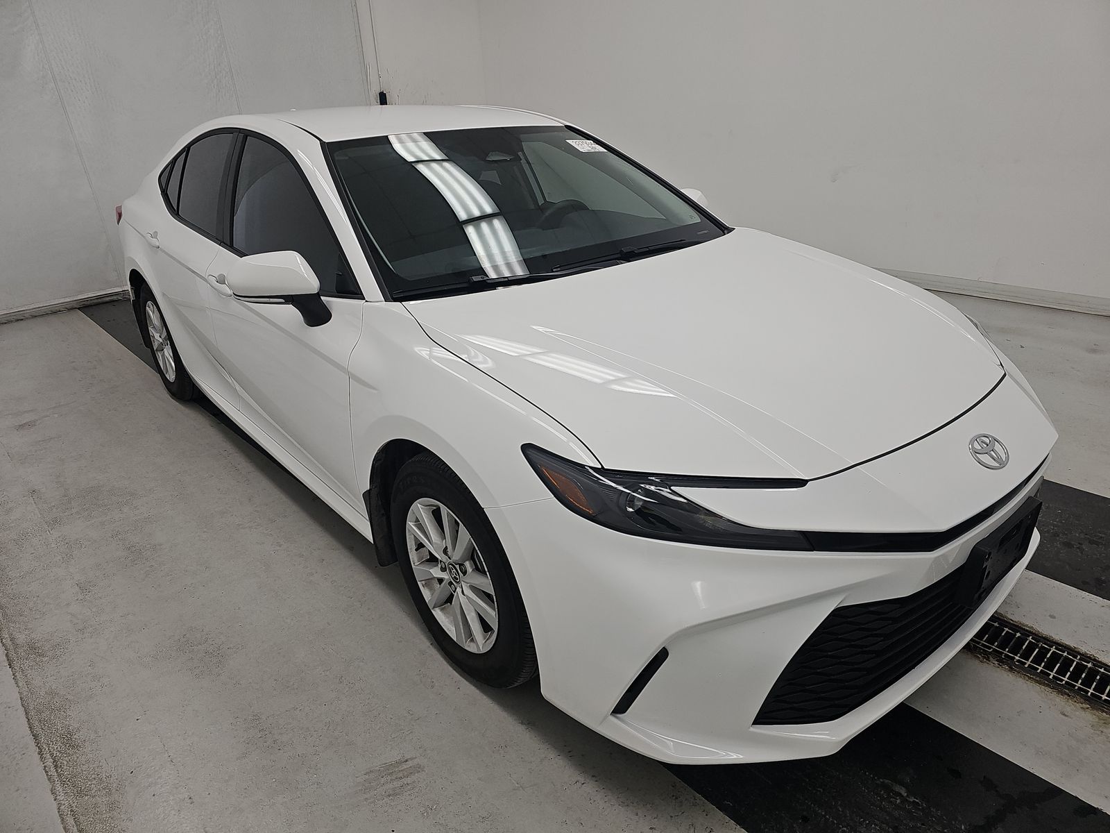 TOYOTA CAMRY - 4