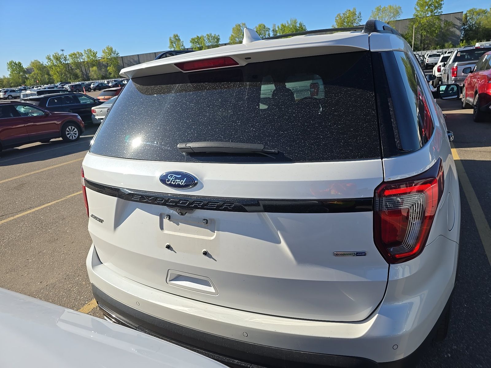 FORD EXPLORER - 6